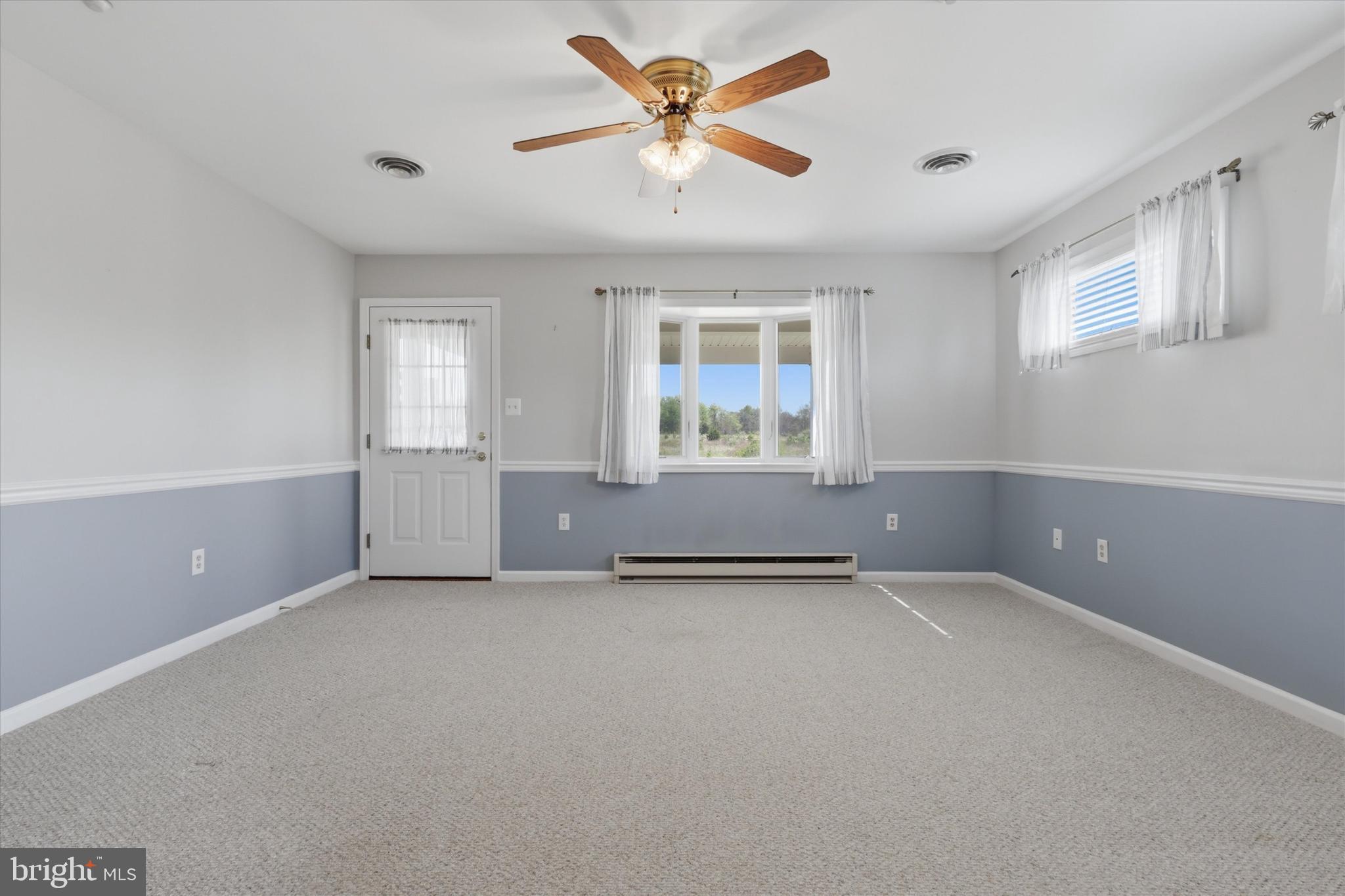 SOUTH POINTE - Residential