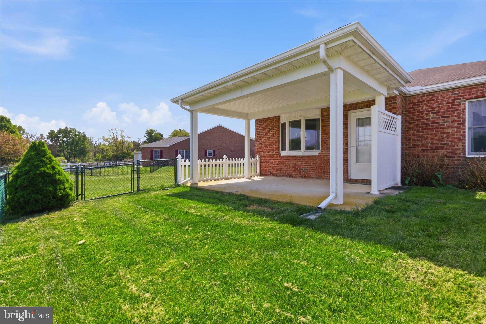 SOUTH POINTE - Residential