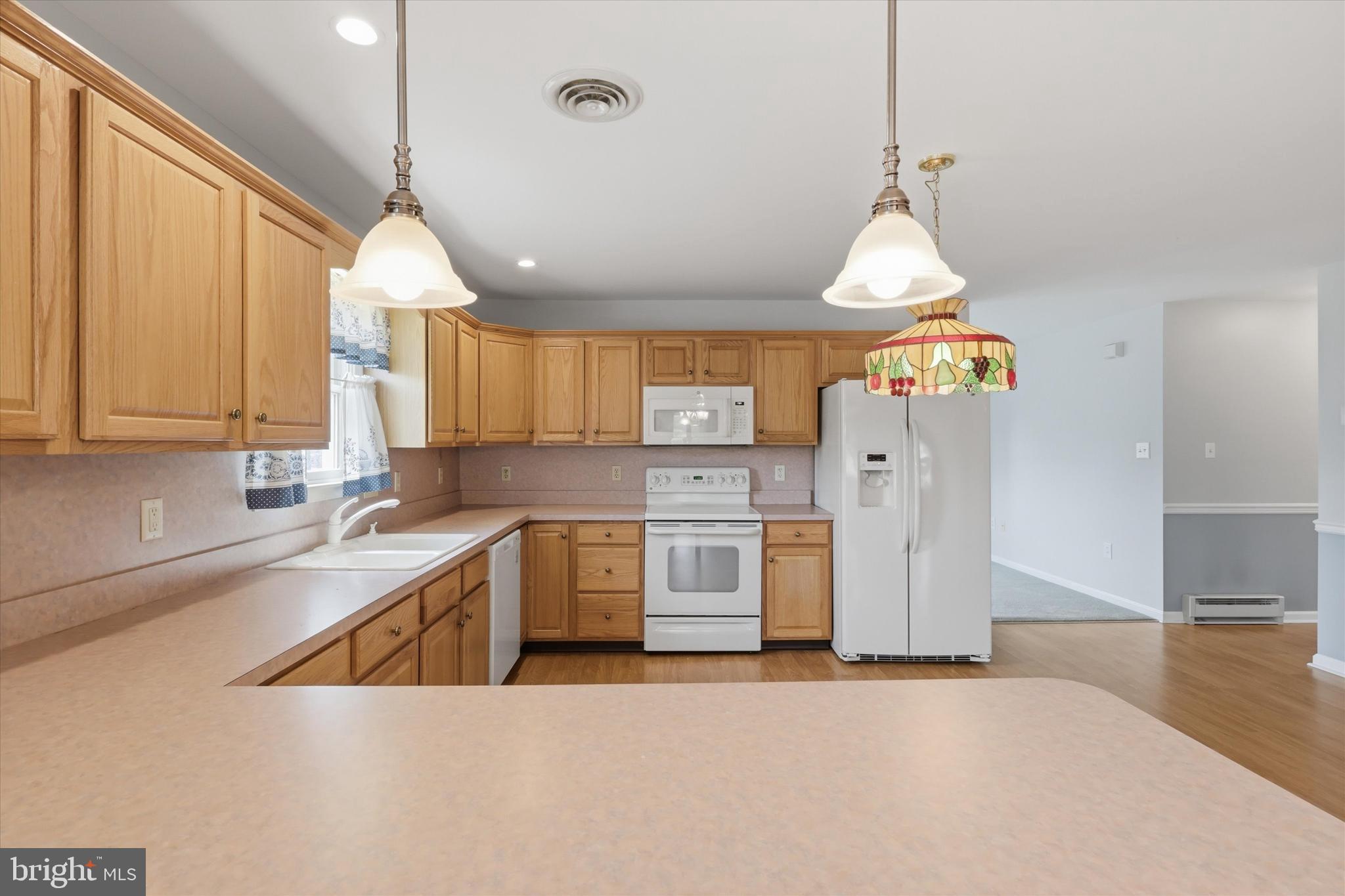 SOUTH POINTE - Residential
