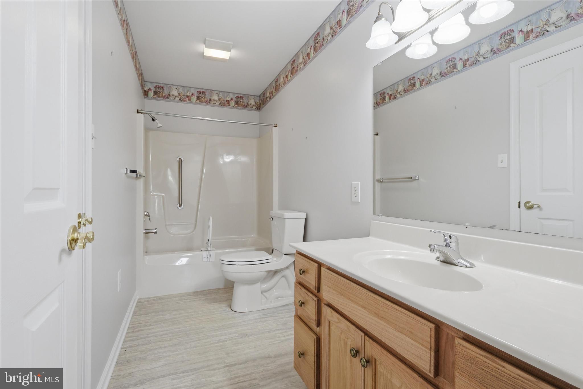 SOUTH POINTE - Residential