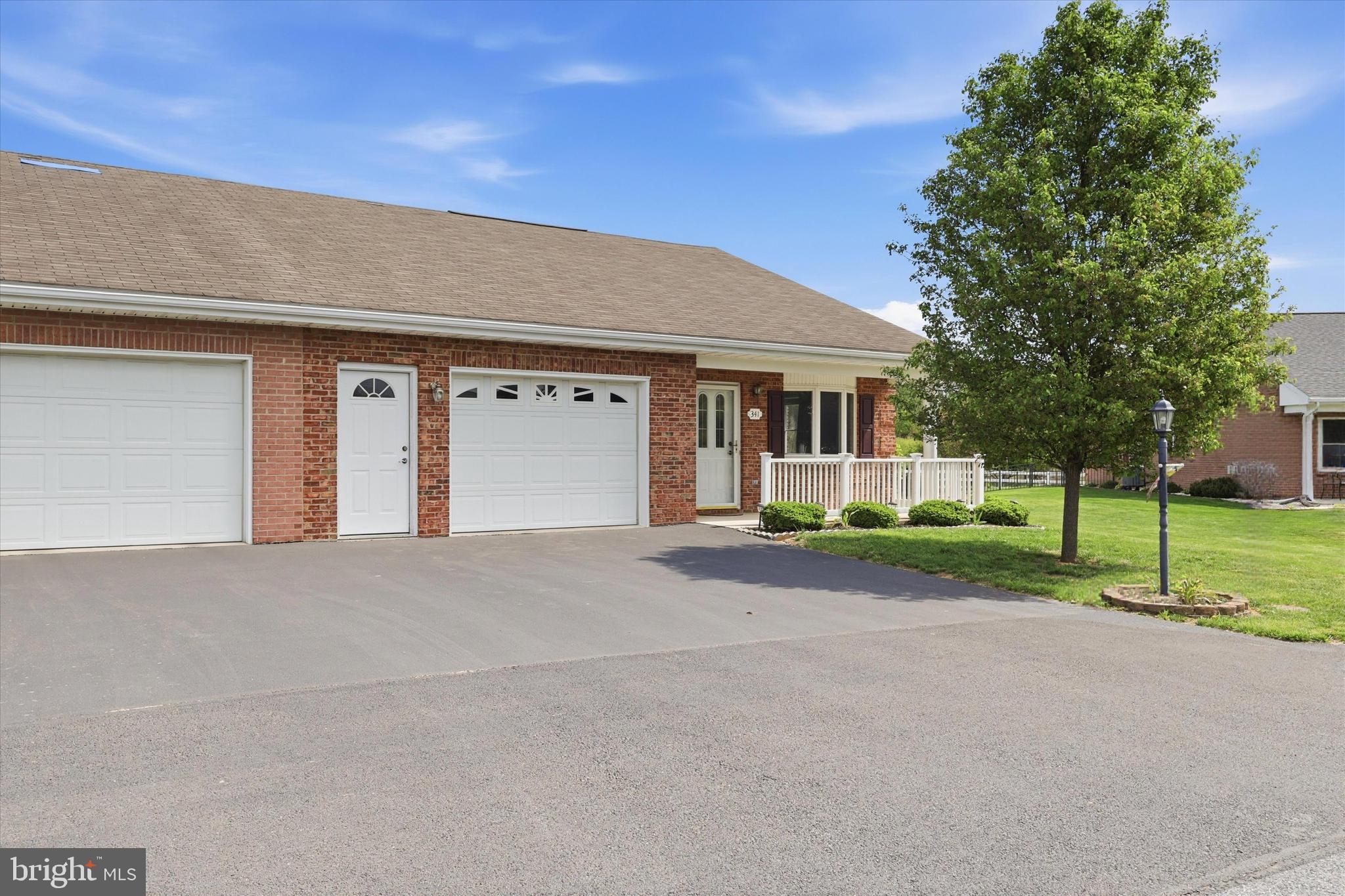 SOUTH POINTE - Residential