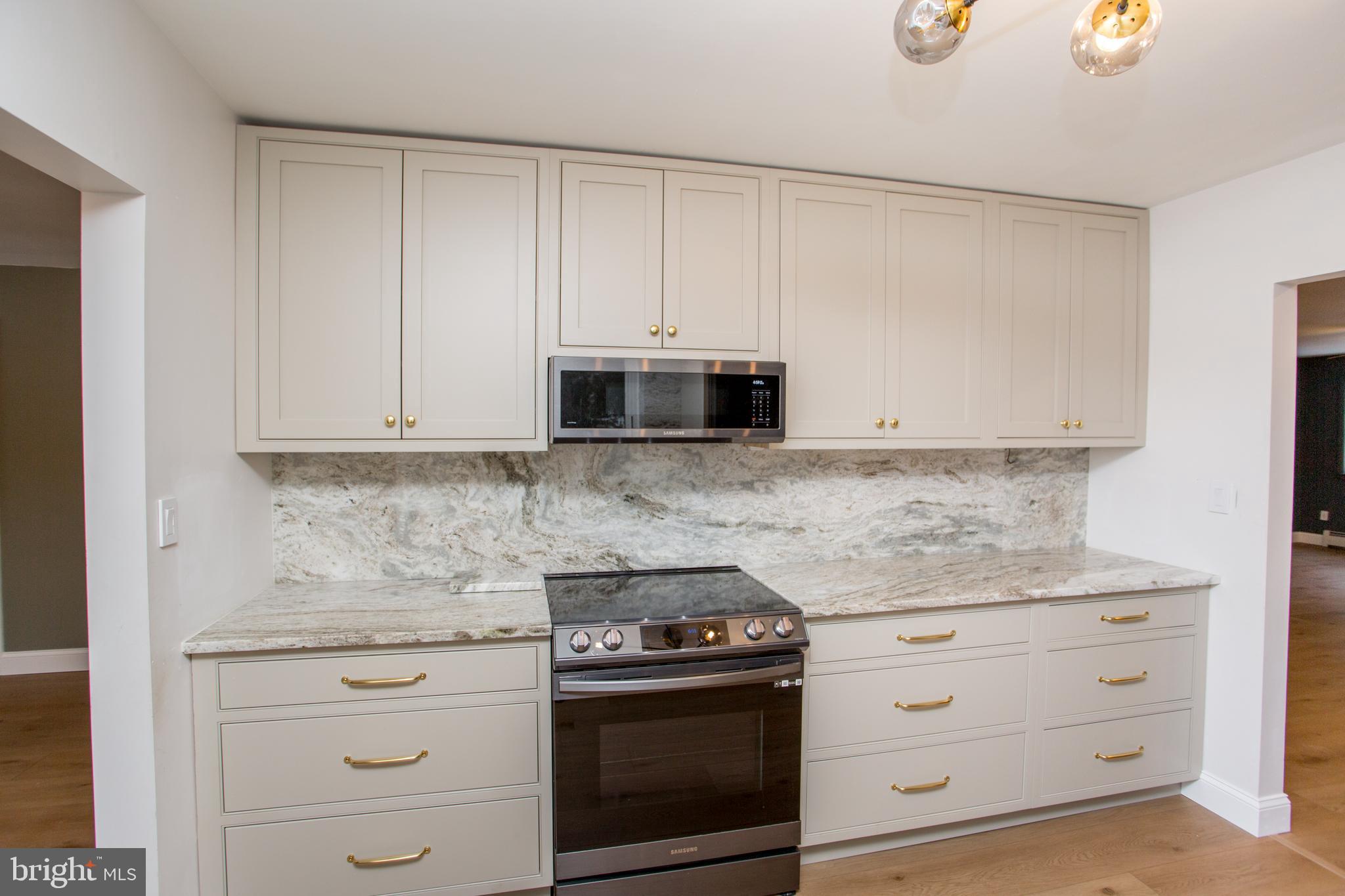 COUNTY LINE PARK - Residential