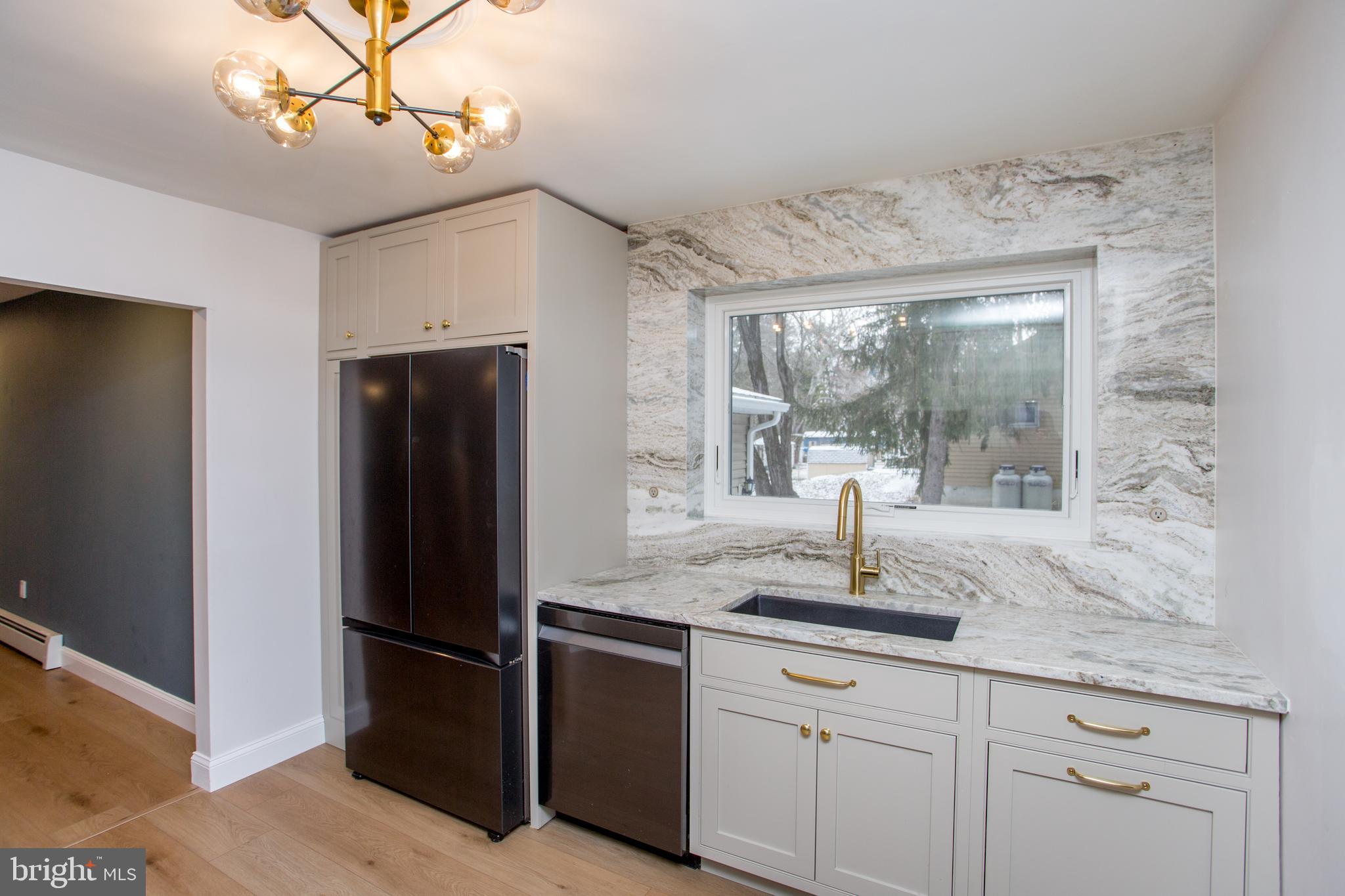 COUNTY LINE PARK - Residential