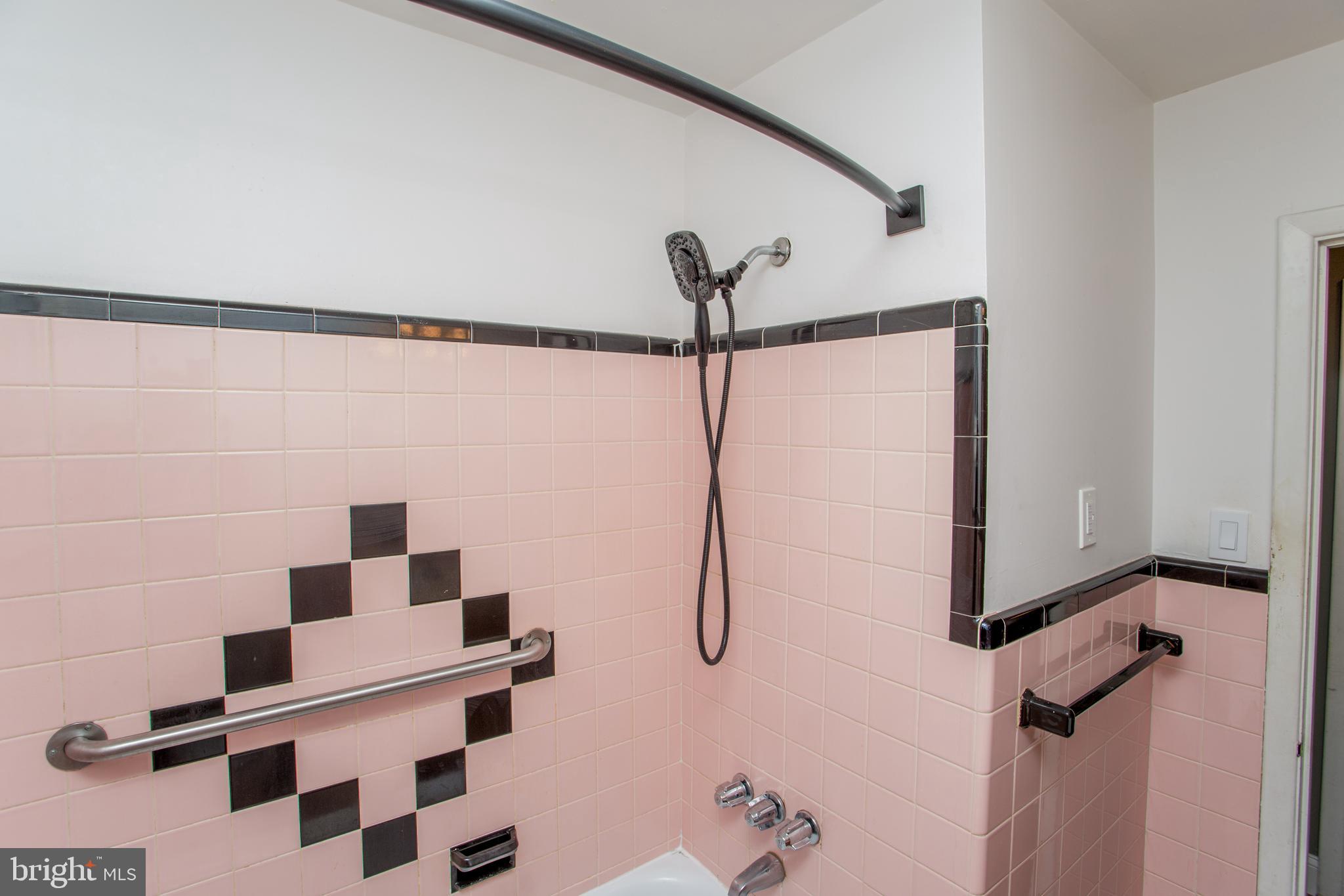 COUNTY LINE PARK - Residential