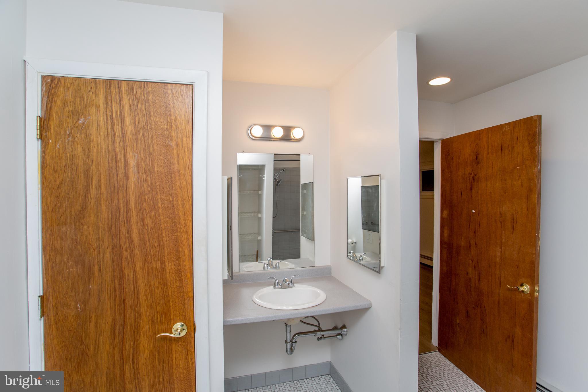 COUNTY LINE PARK - Residential