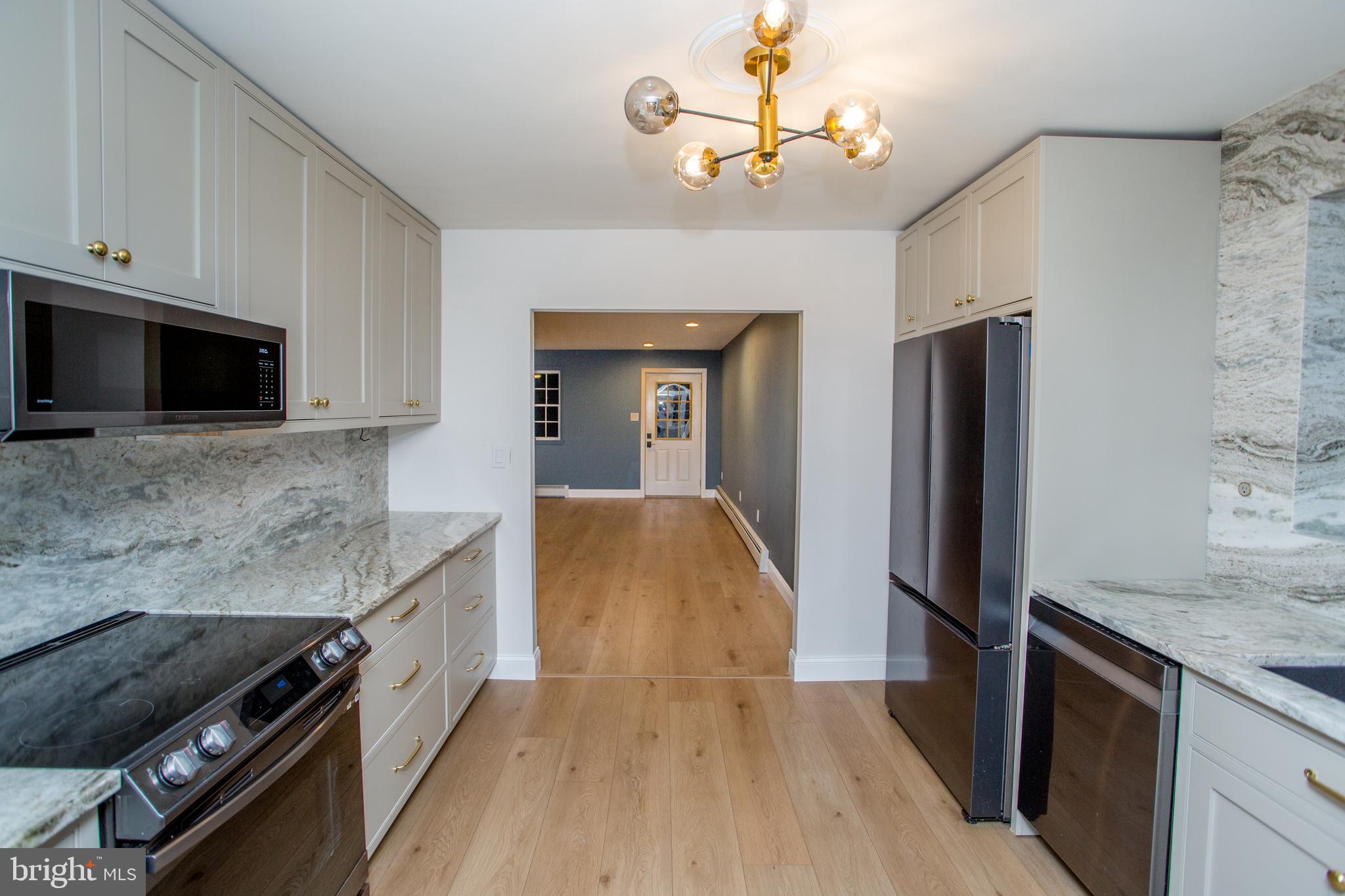 COUNTY LINE PARK - Residential