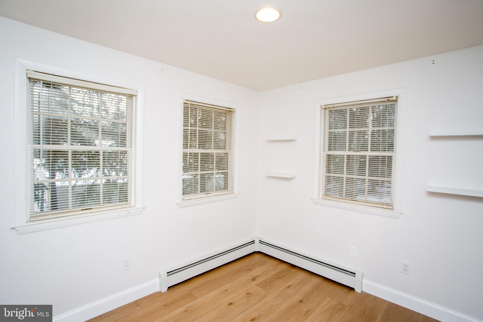 COUNTY LINE PARK - Residential