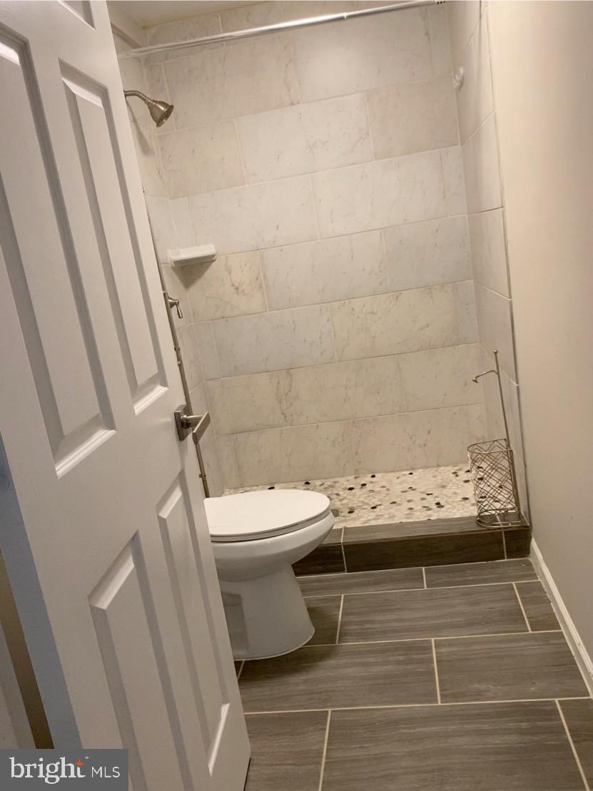 GREEN TRAILS - Residential Lease