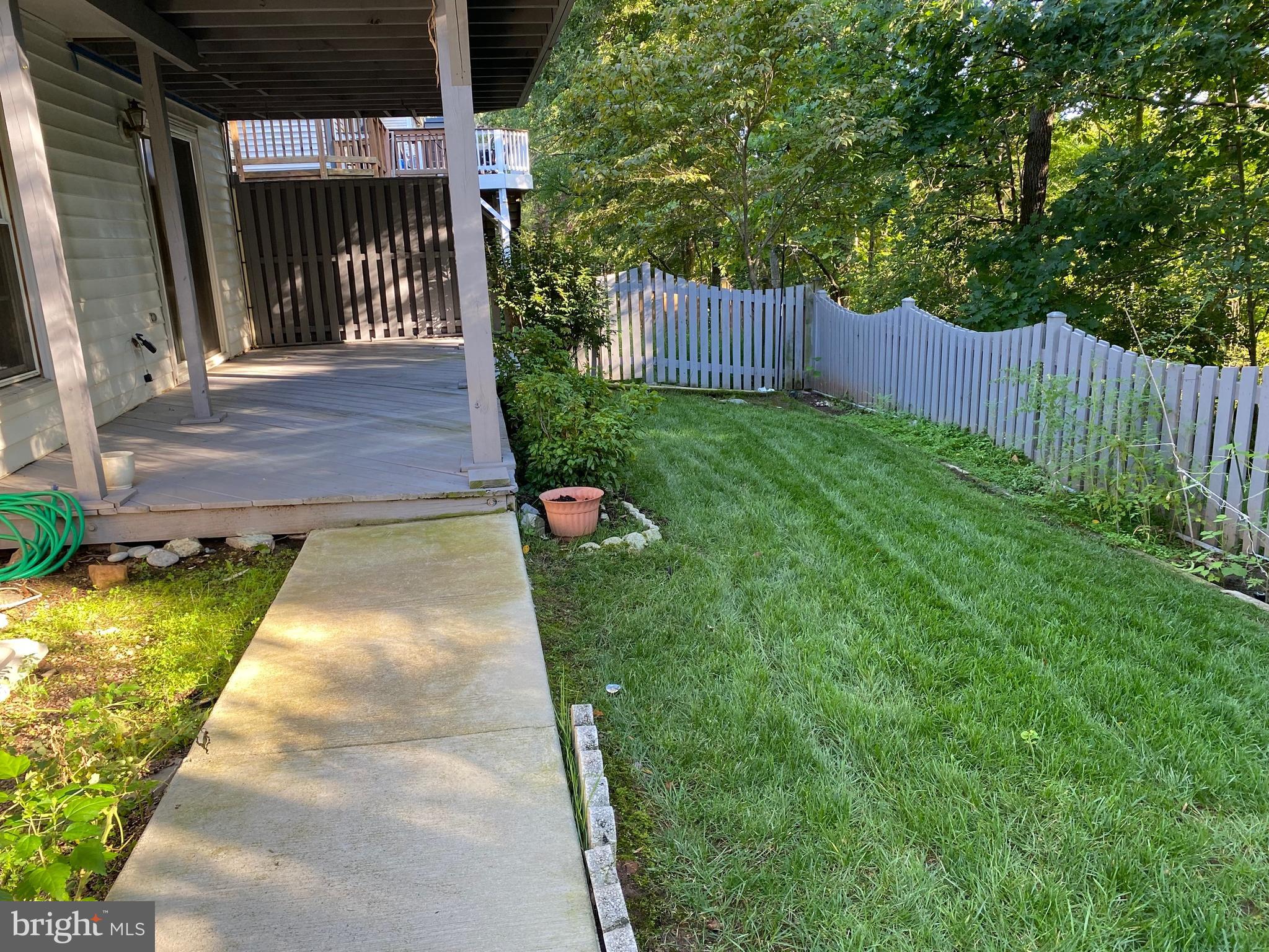 GREEN TRAILS - Residential Lease