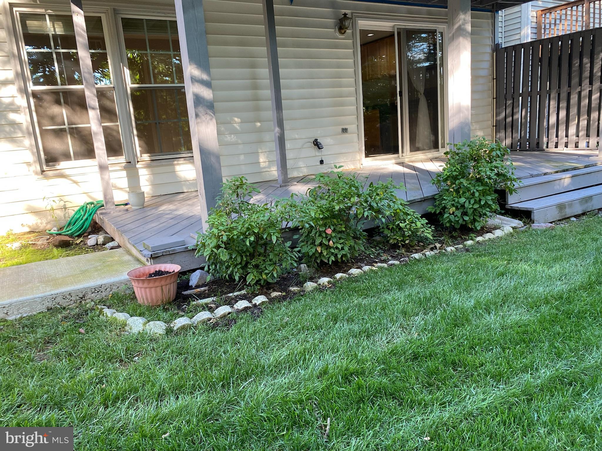 GREEN TRAILS - Residential Lease