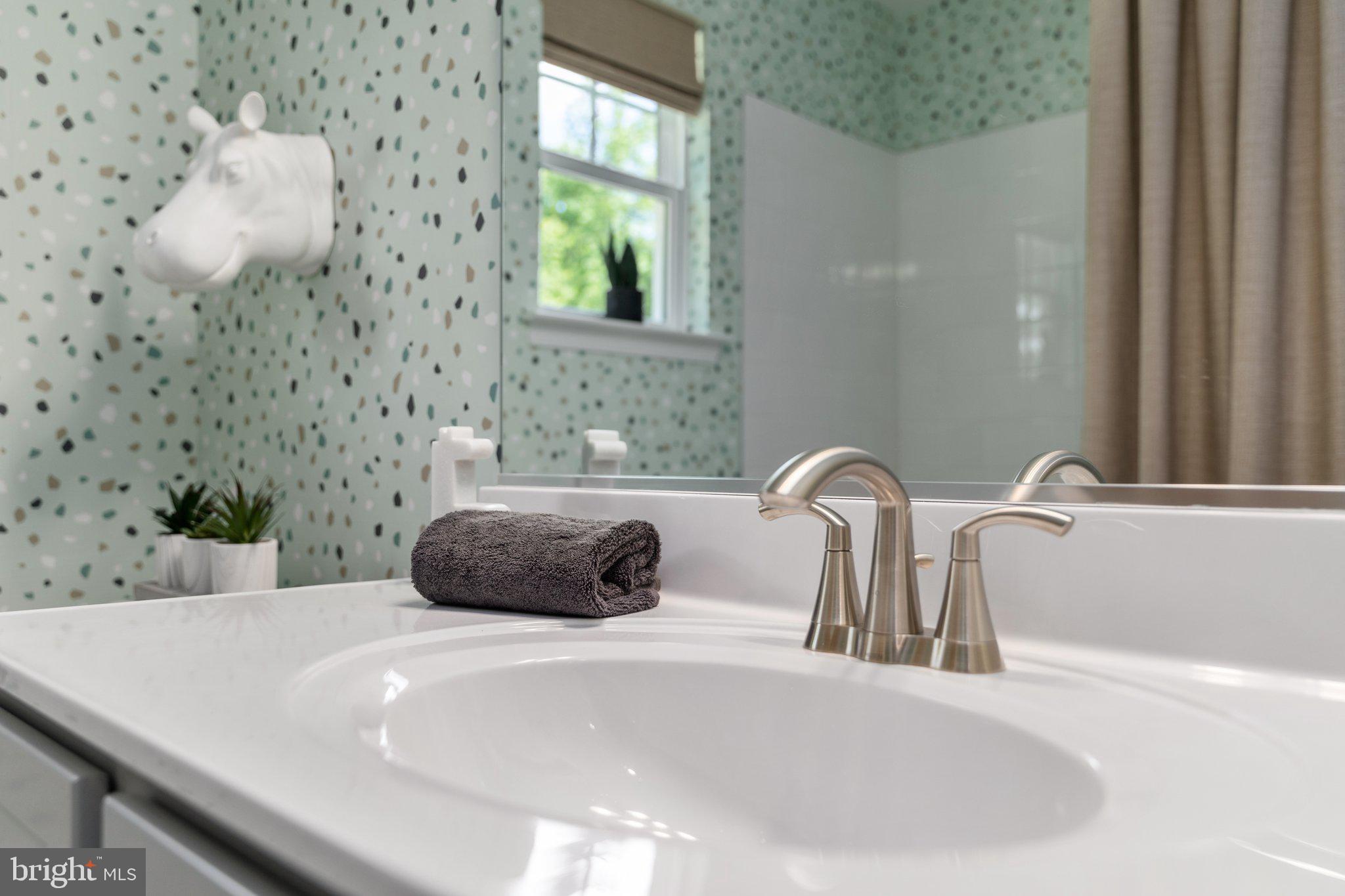 PARADISE ESTATES - Residential