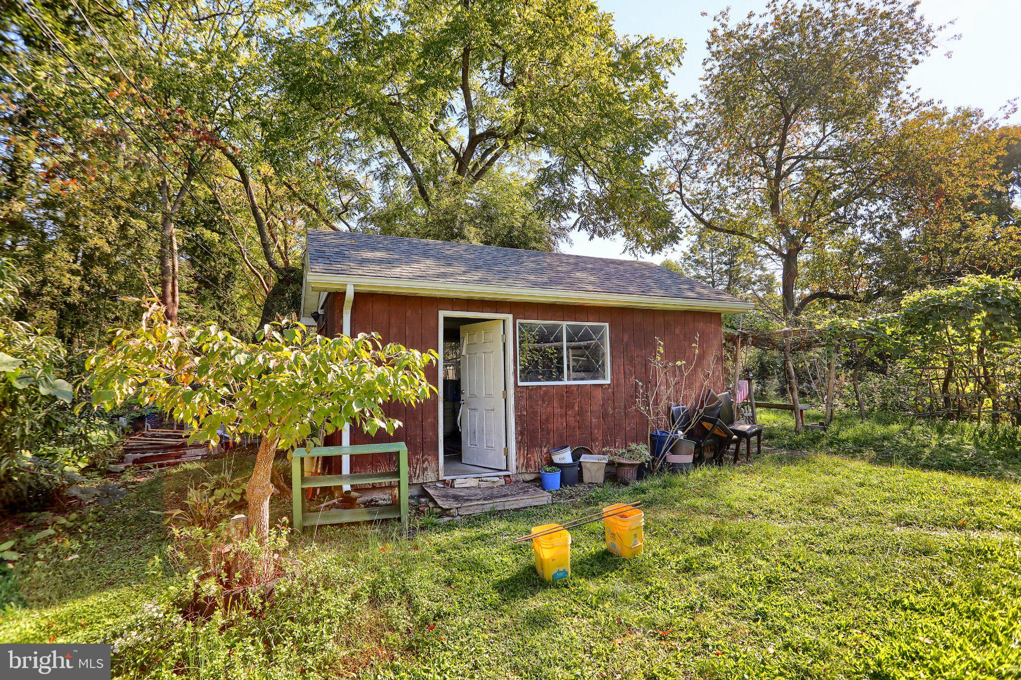 3806 RIDGEWAY ROAD