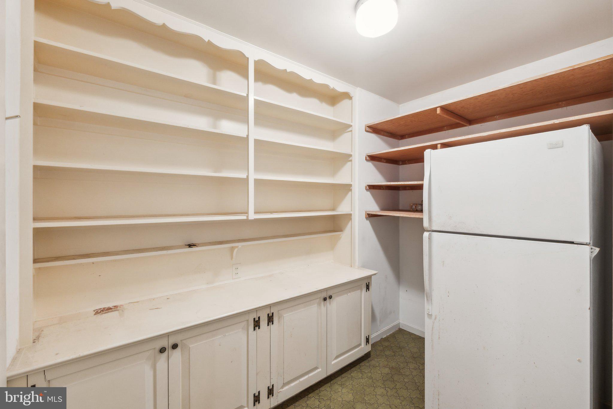 RIVER FALLS - Residential