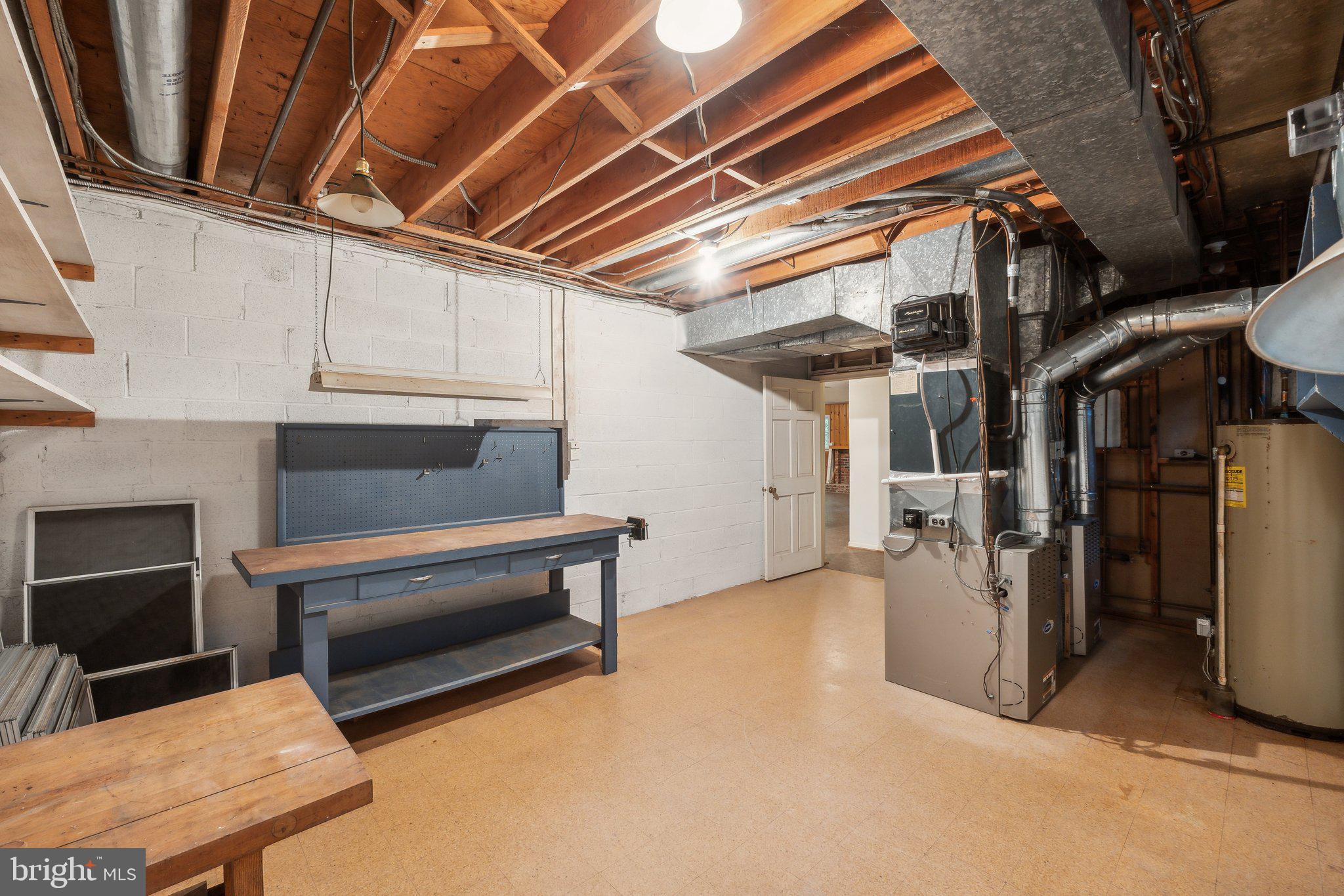 RIVER FALLS - Residential