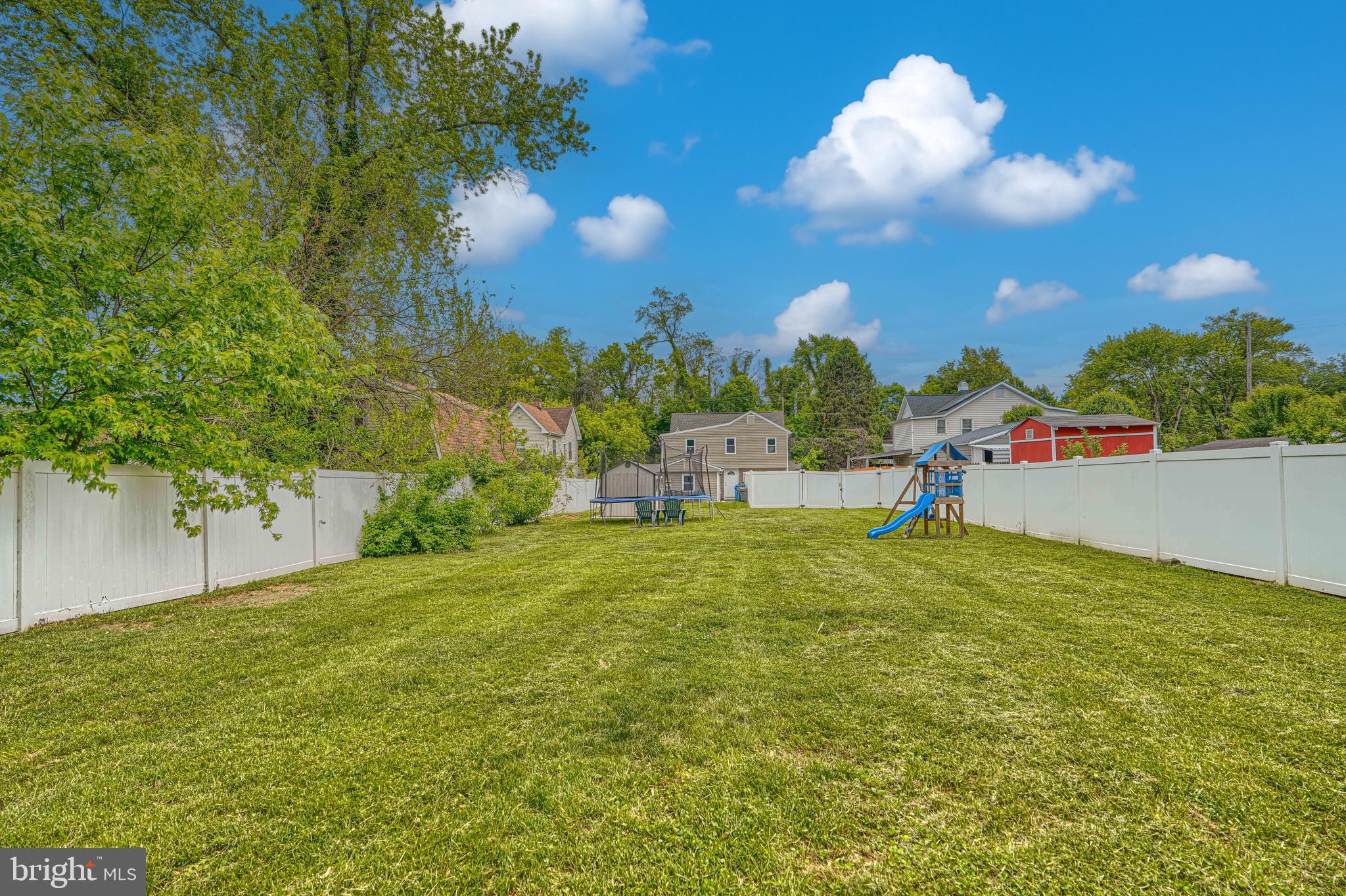 ELKRIDGE TOWN CENTER - Residential