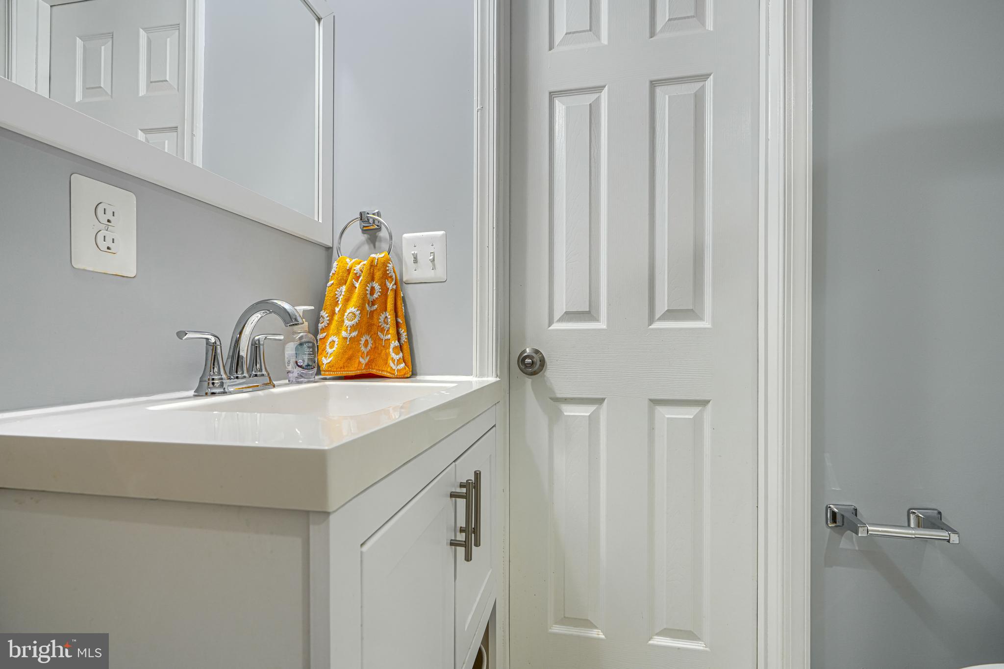 ELKRIDGE TOWN CENTER - Residential