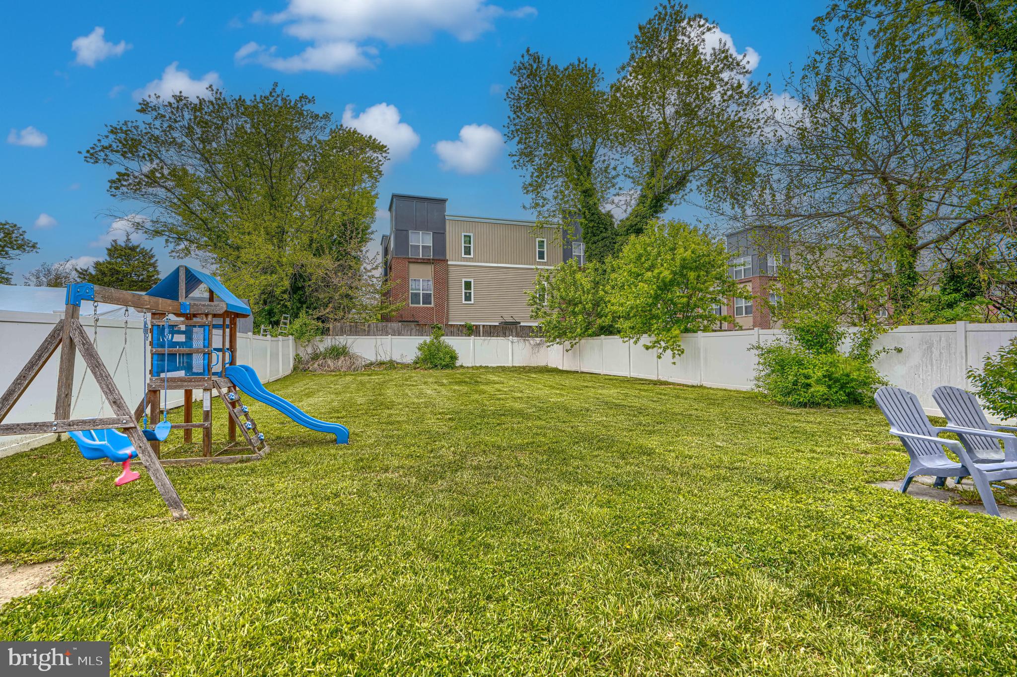 ELKRIDGE TOWN CENTER - Residential