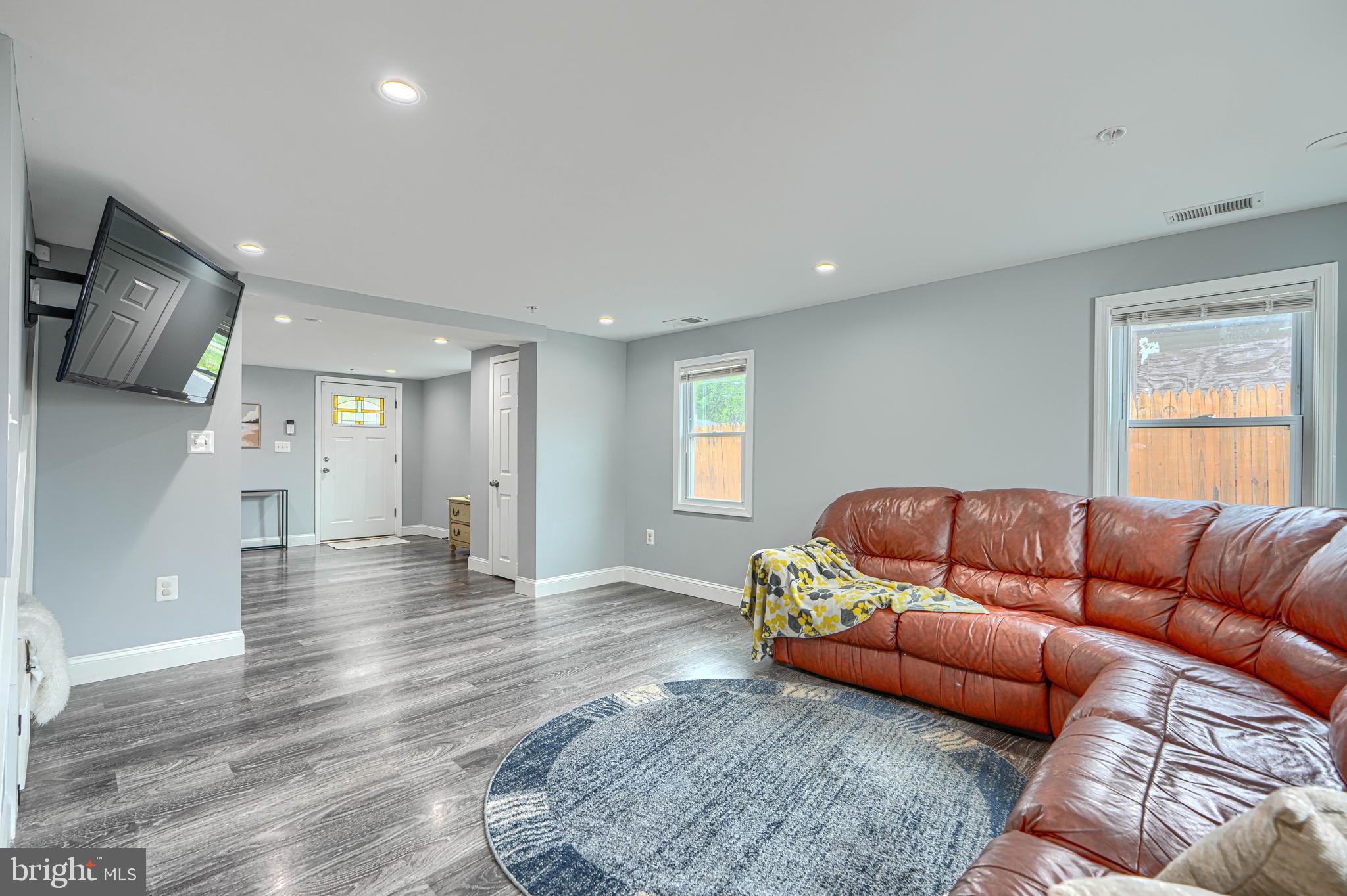 ELKRIDGE TOWN CENTER - Residential