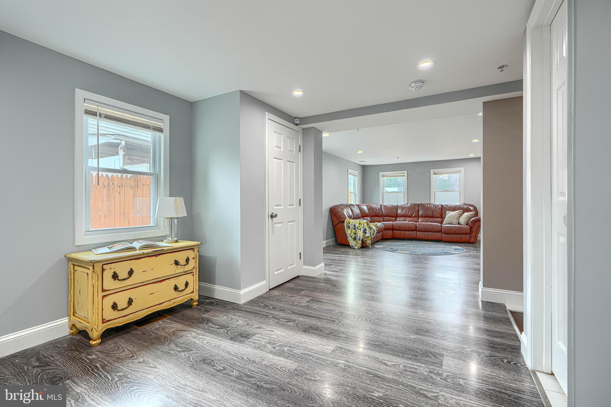 ELKRIDGE TOWN CENTER - Residential