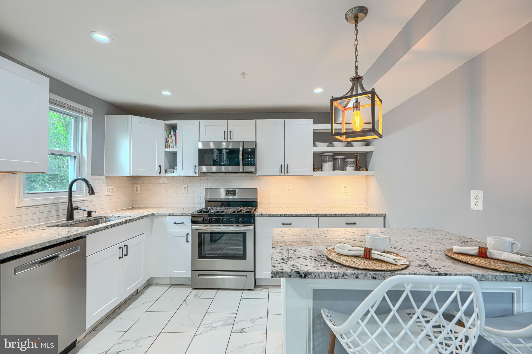 ELKRIDGE TOWN CENTER - Residential