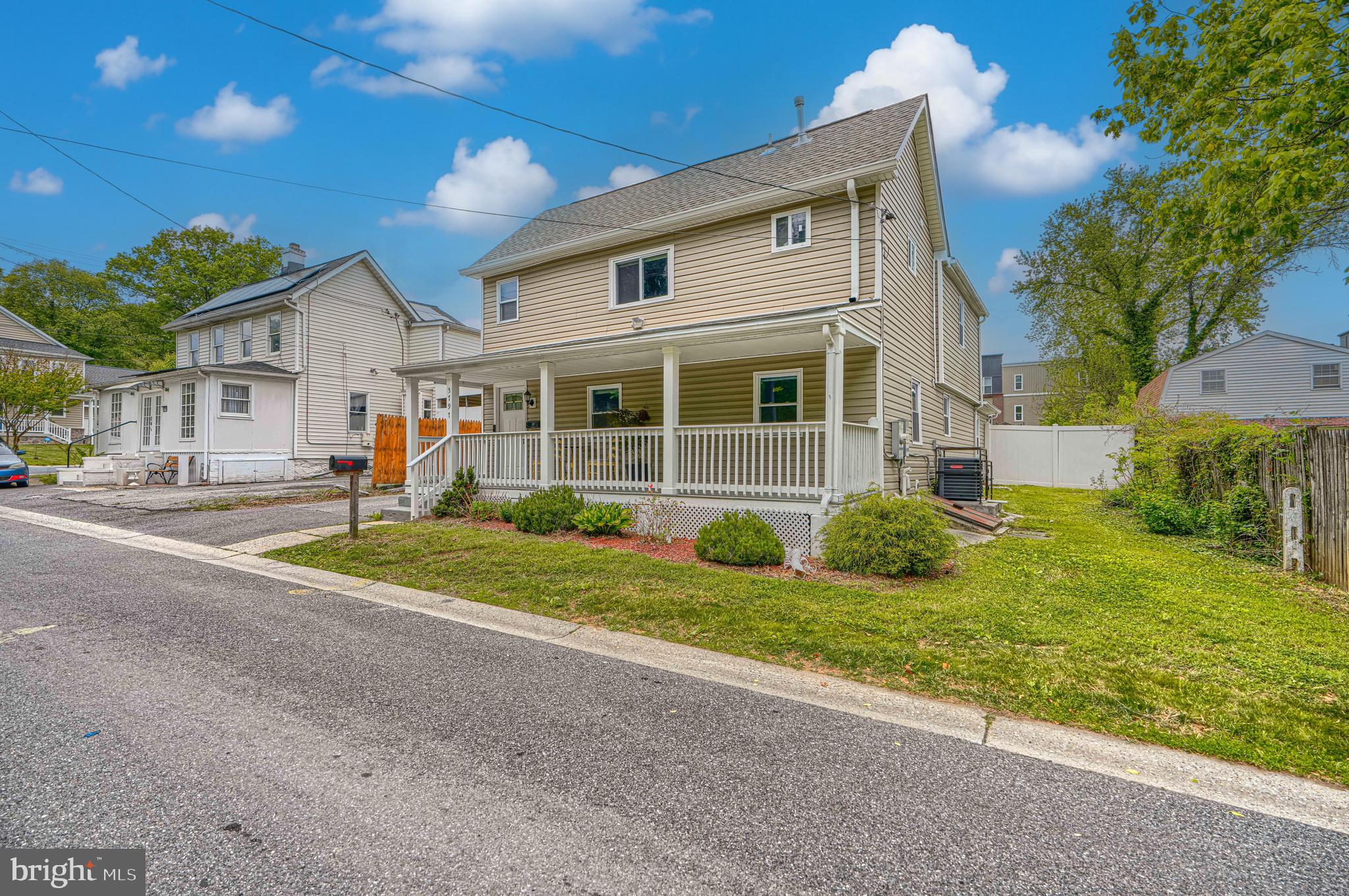 ELKRIDGE TOWN CENTER - Residential