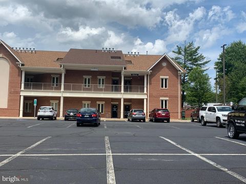 3985 PRINCE WILLIAM PARKWAY 206-1 WOODBRIDGE VA 22192