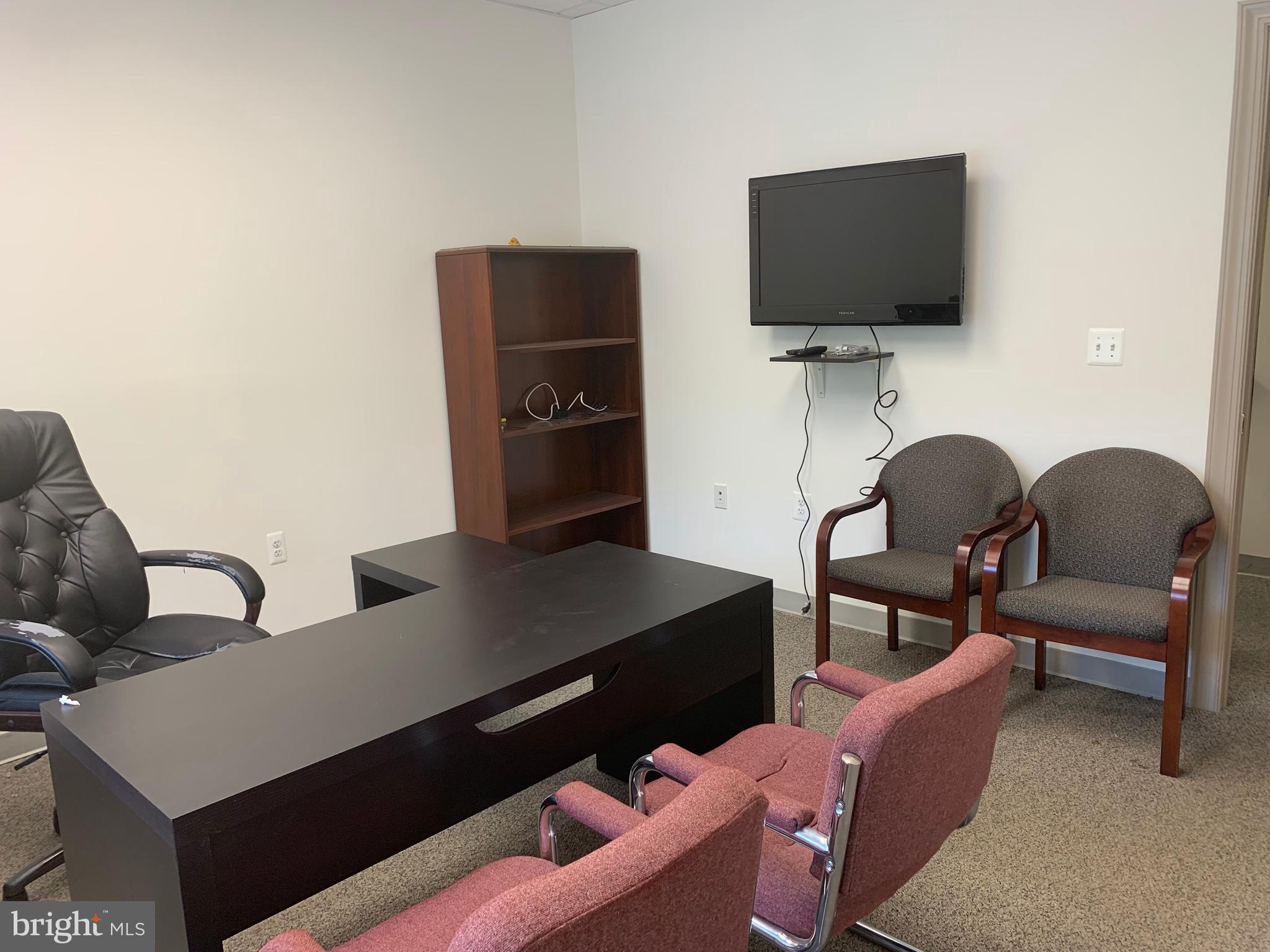 3985 PRINCE WILLIAM PARKWAY 206-1