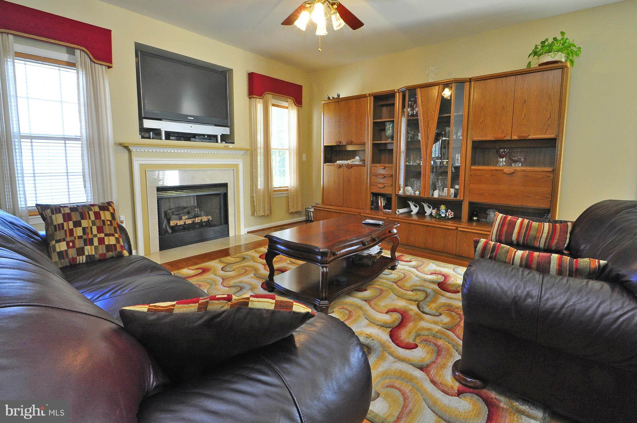 AUSTIN RIDGE - Residential