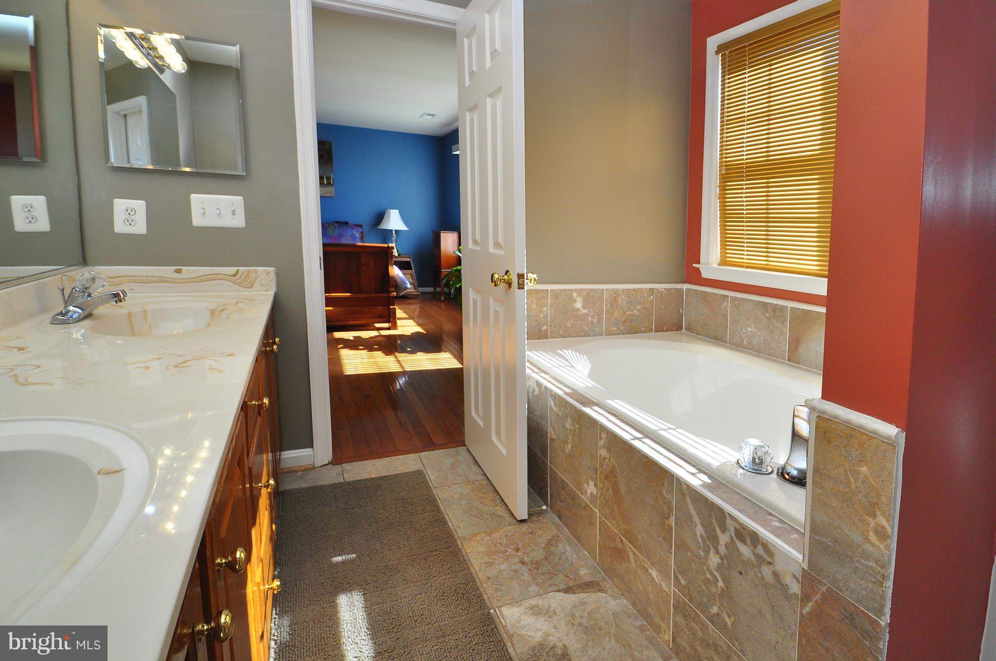 AUSTIN RIDGE - Residential