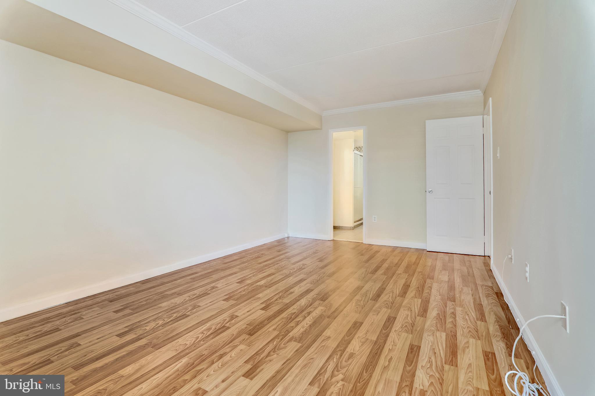 SENTINEL OF LANDMARK - Residential