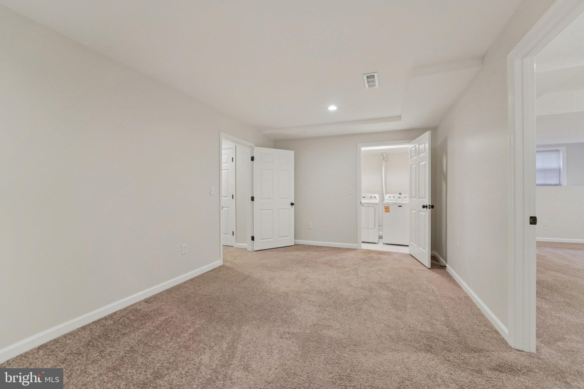 LENNOX PARK - Residential