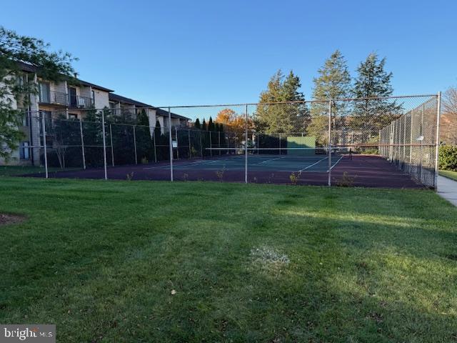 6952 HANOVER PARKWAY 2 (#200)