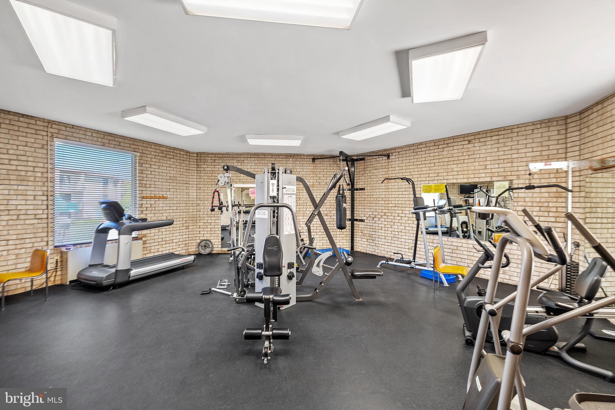 HUNTING RIDGE CONDOMINIUM - Residential