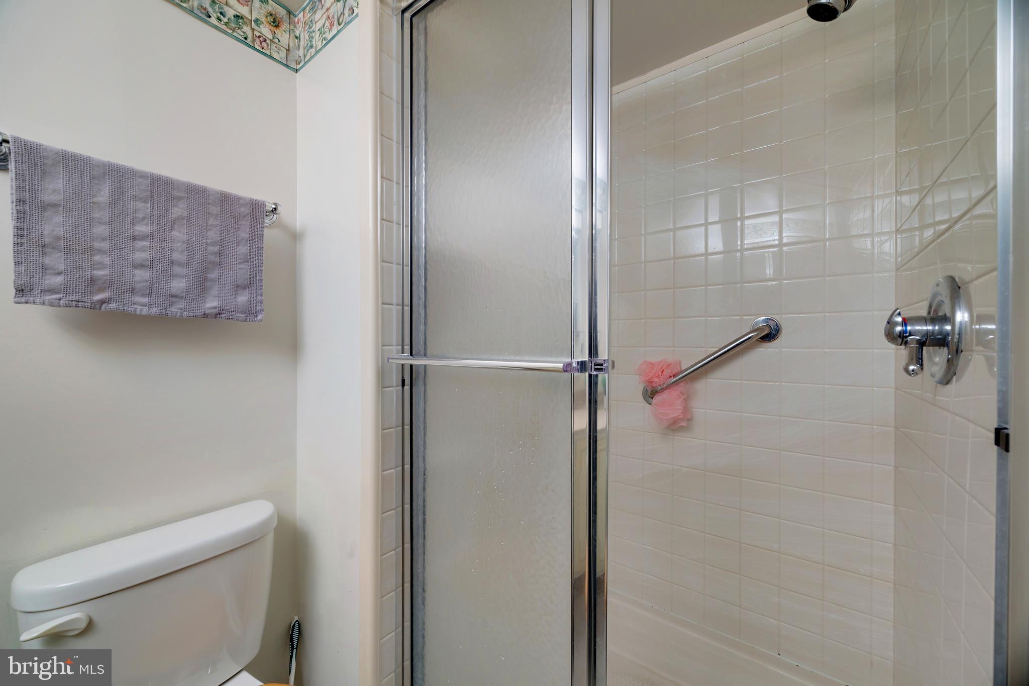 HUNTING RIDGE CONDOMINIUM - Residential