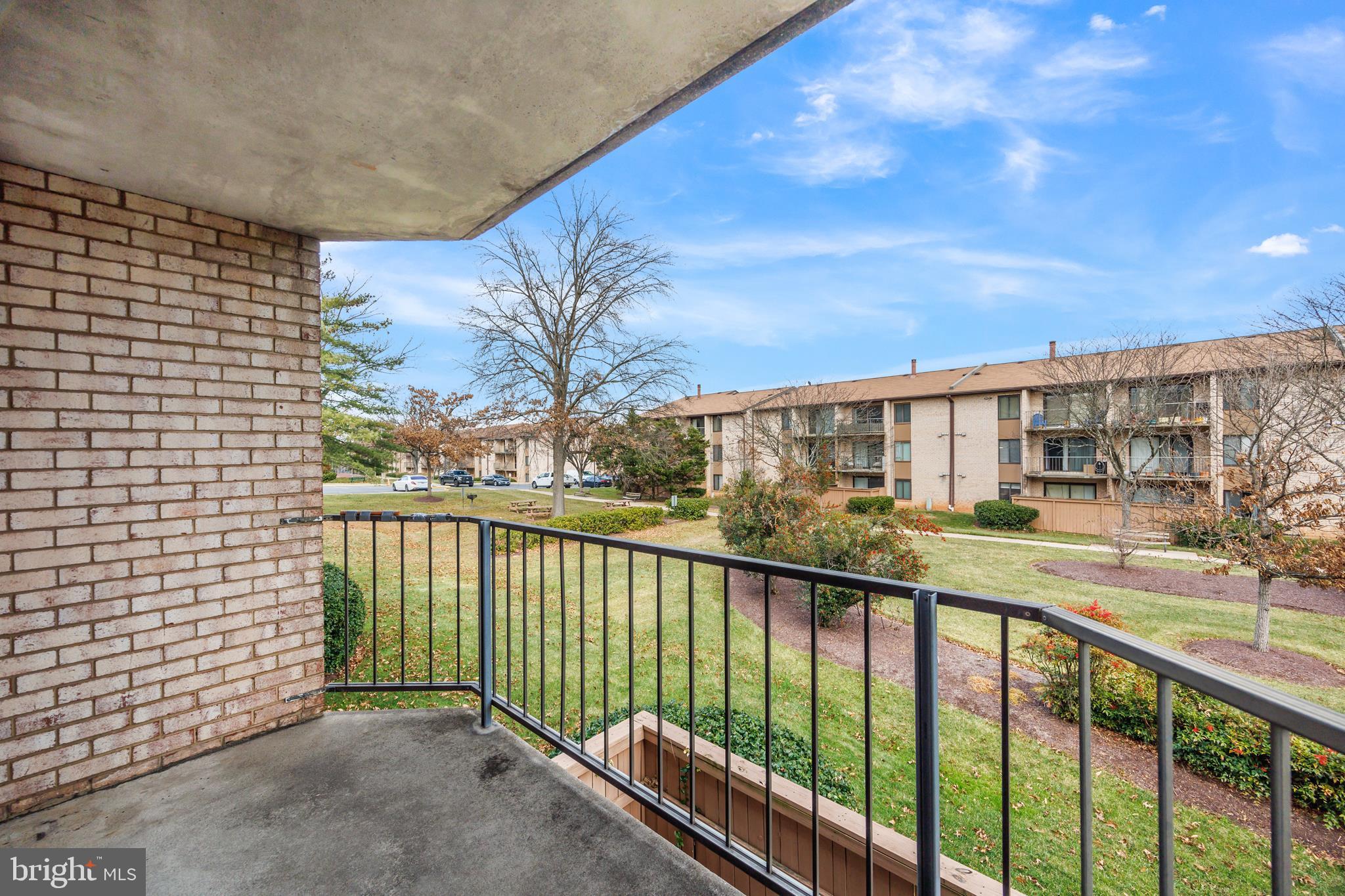 HUNTING RIDGE CONDOMINIUM - Residential