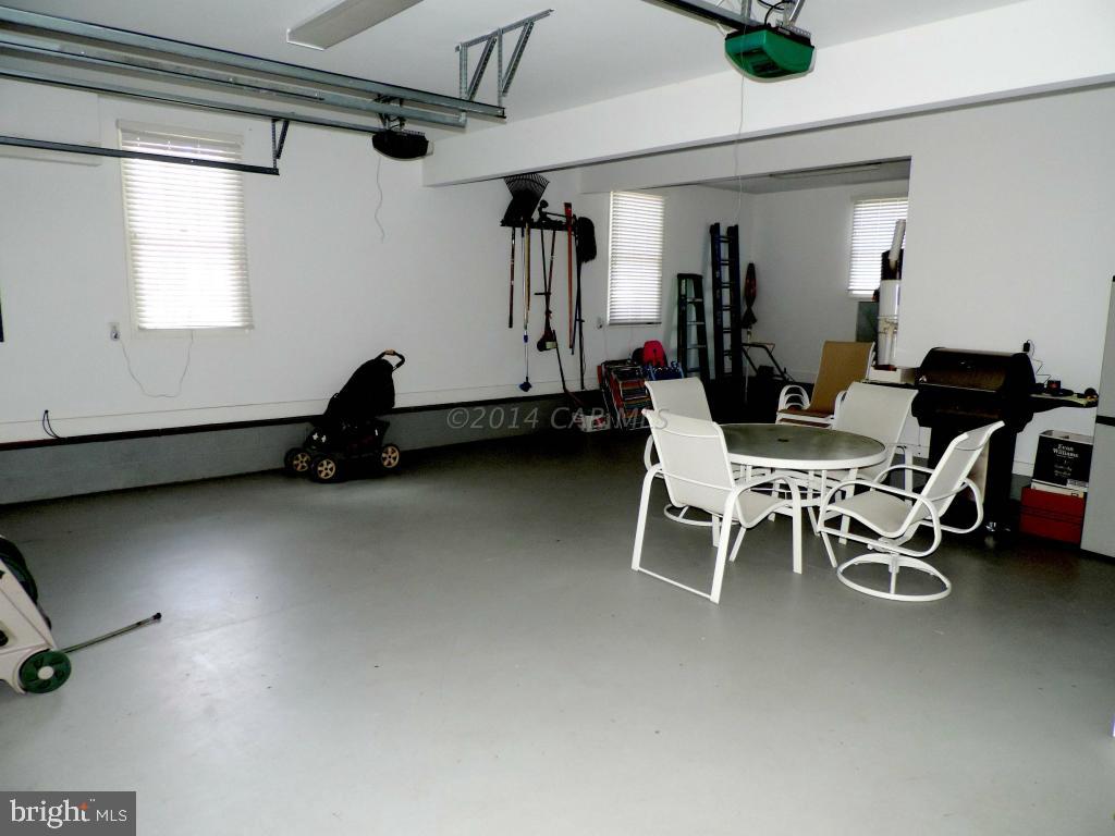 OCEAN PINES - THE POINT - Residential