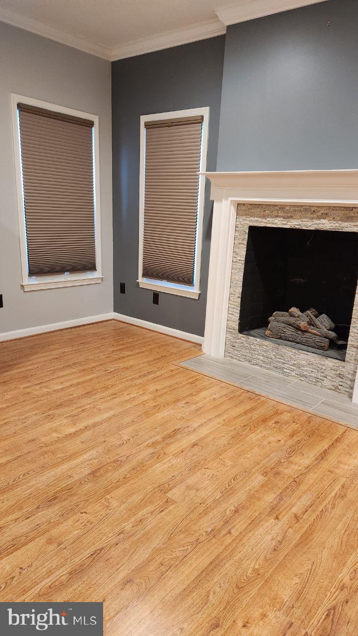 SULLY STATION - Residential Lease