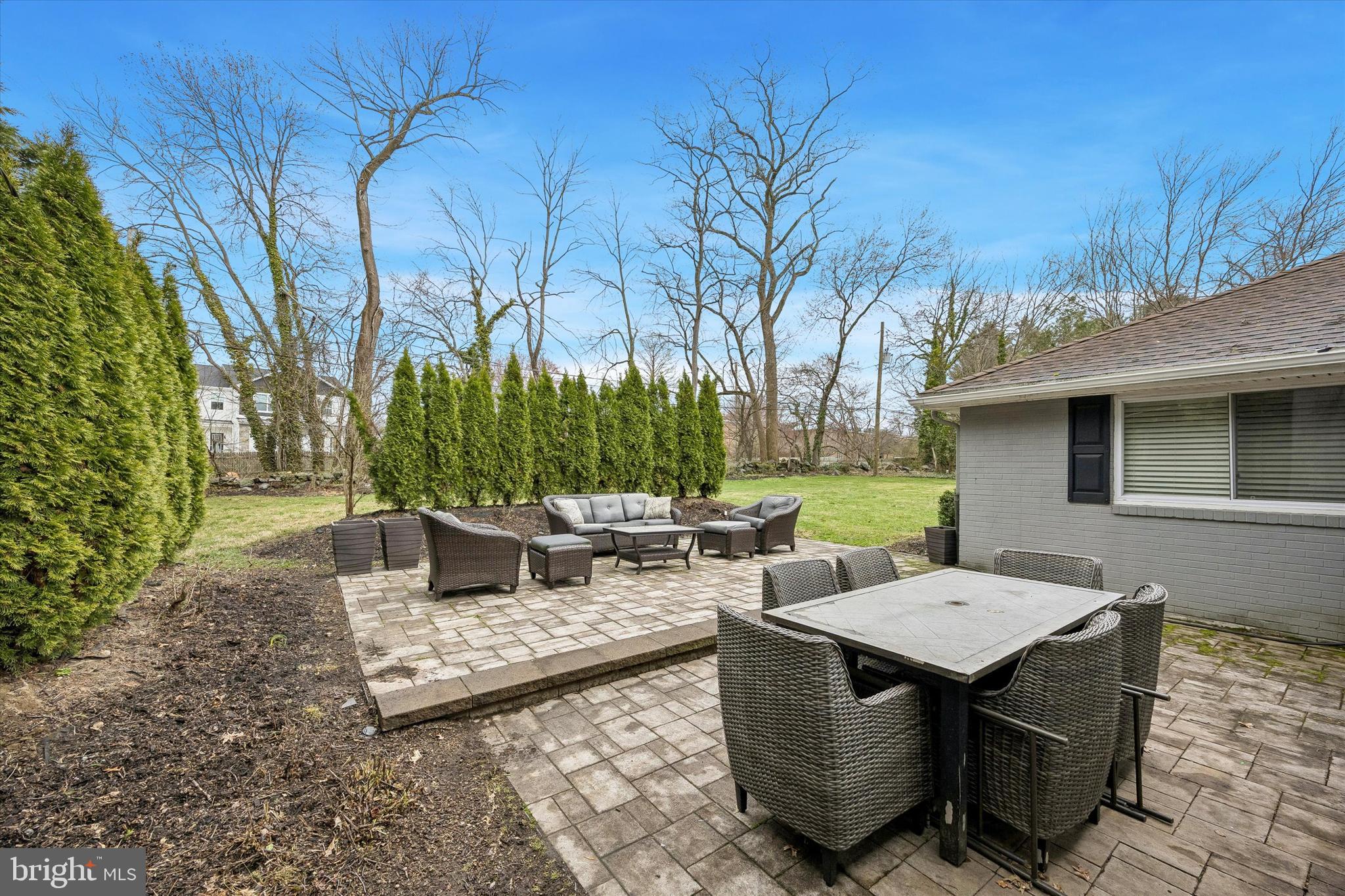 WINDSOR HILLS - Residential