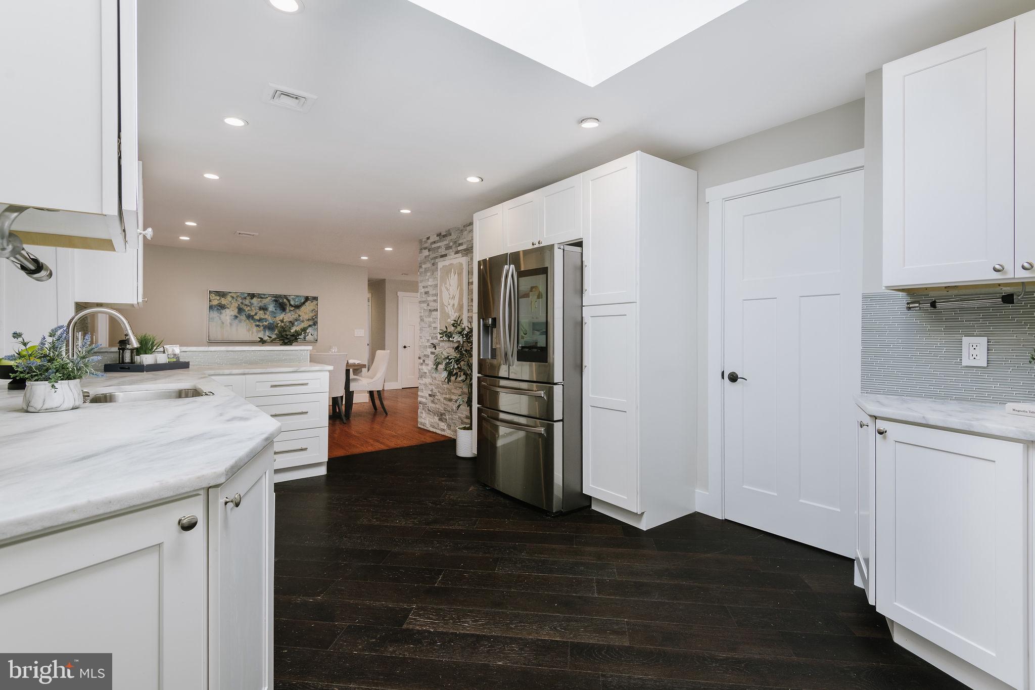 WINDSOR HILLS - Residential