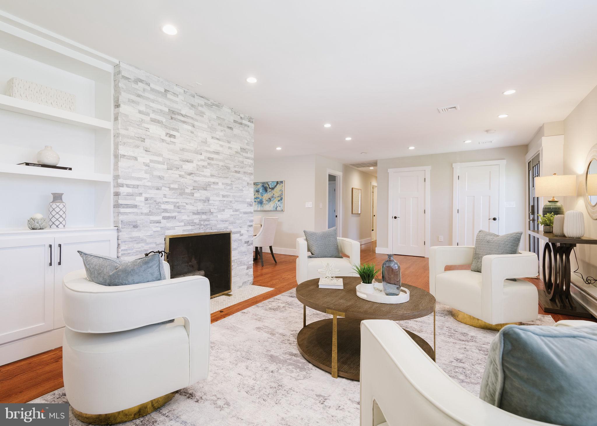 WINDSOR HILLS - Residential