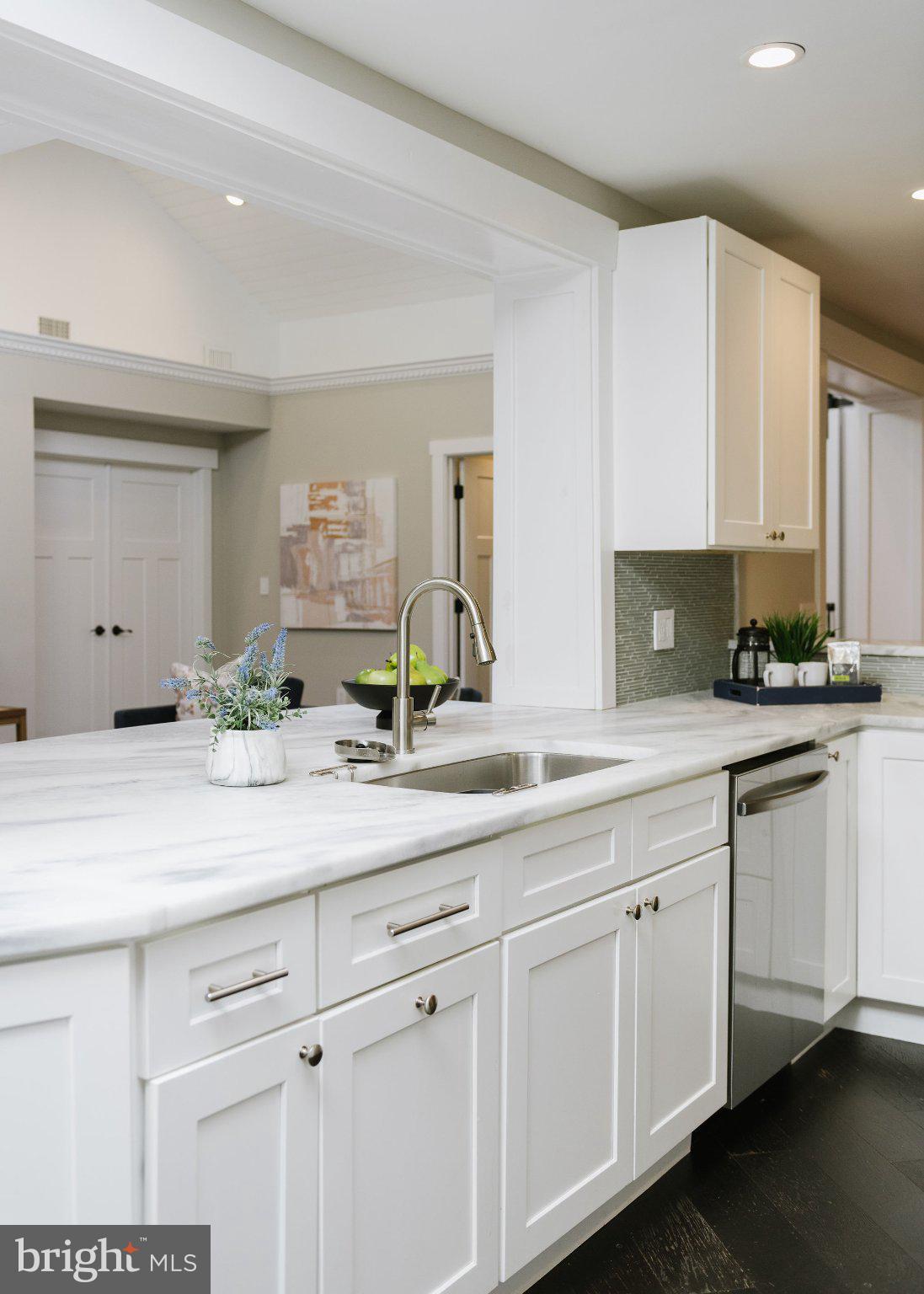 WINDSOR HILLS - Residential