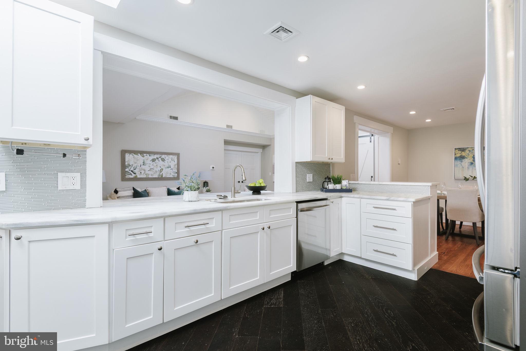 WINDSOR HILLS - Residential