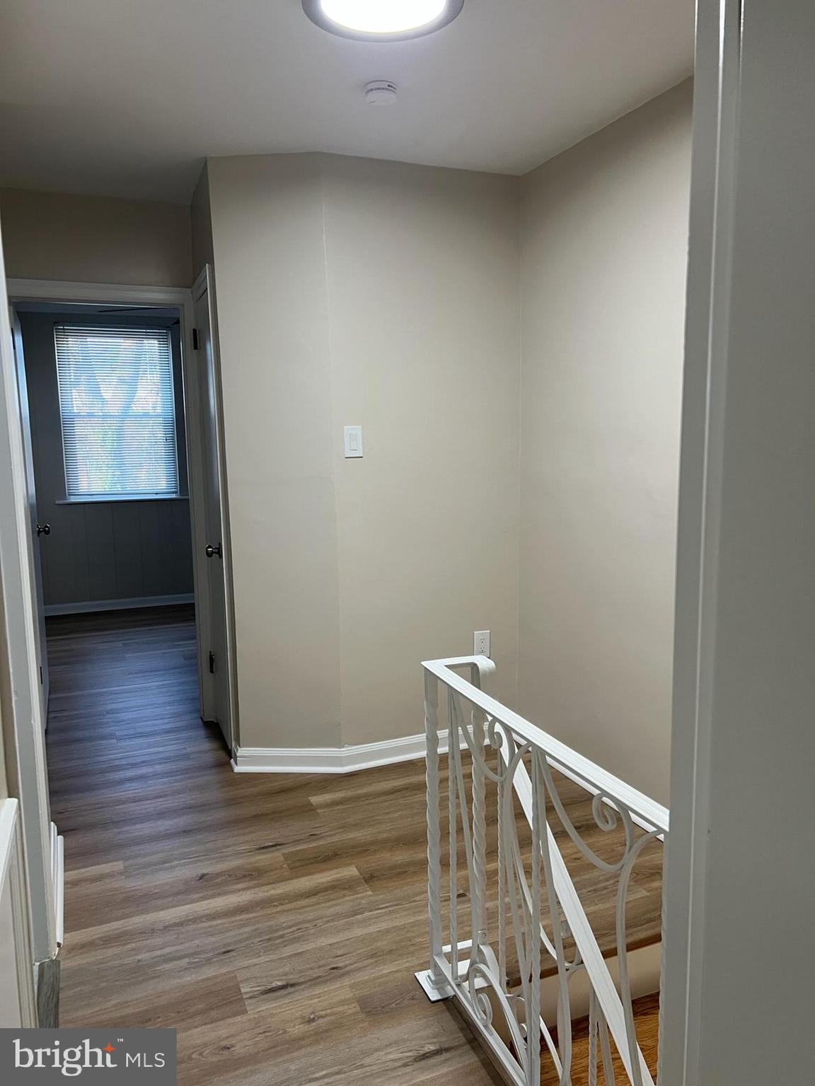 LAWNCREST - Residential