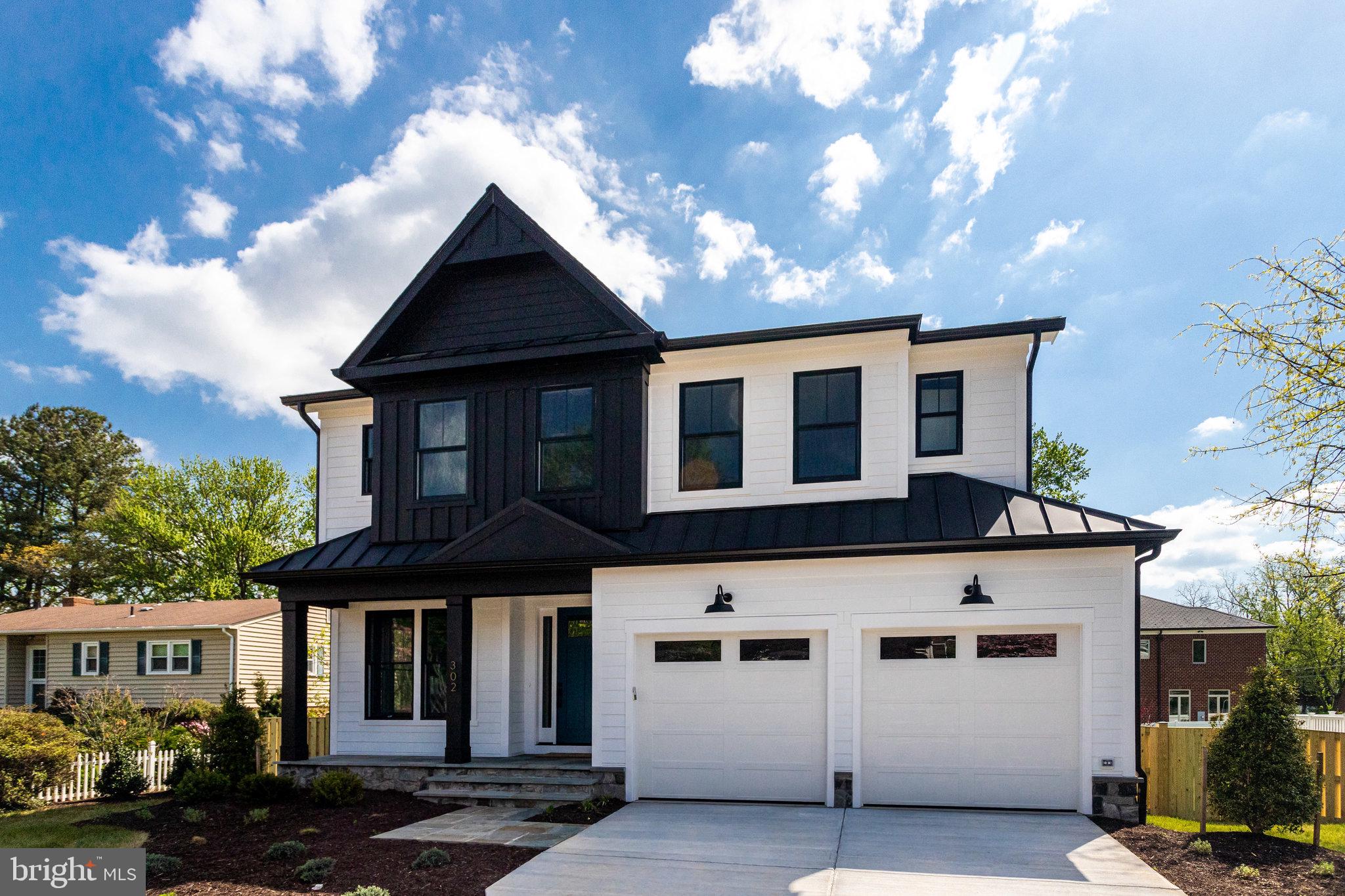 JADE MANOR - Residential