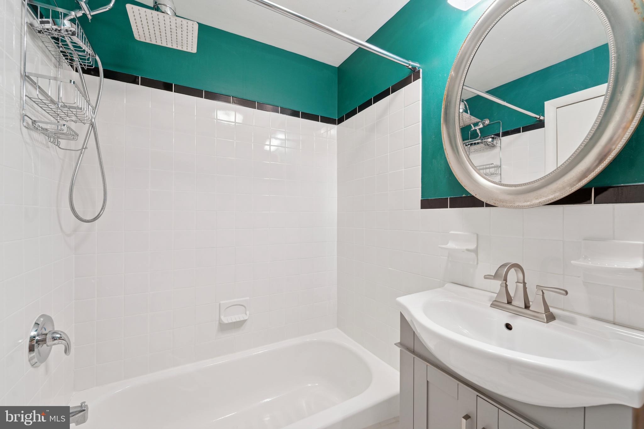 WASHINGTON SQ WEST - Residential