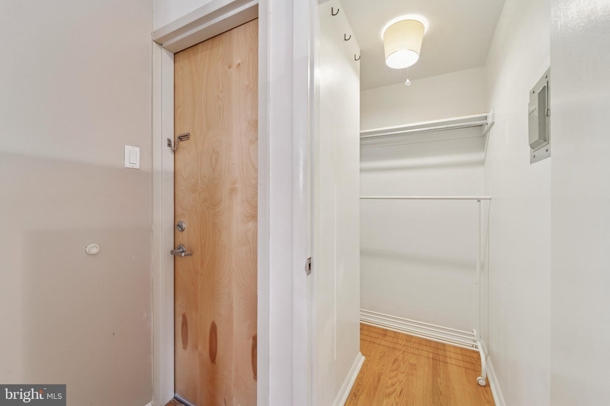 WASHINGTON SQ WEST - Residential