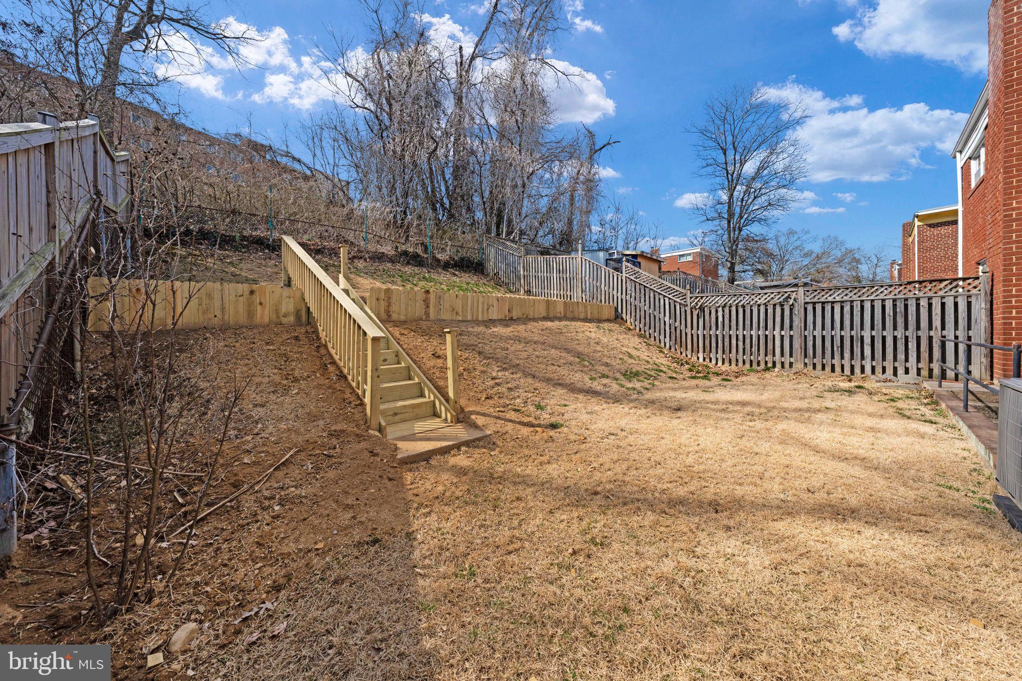 BARCROFT - Residential