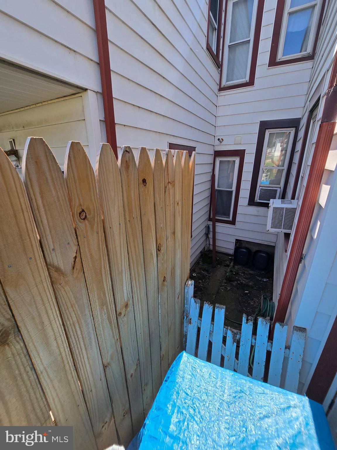 441 S 4TH STREET