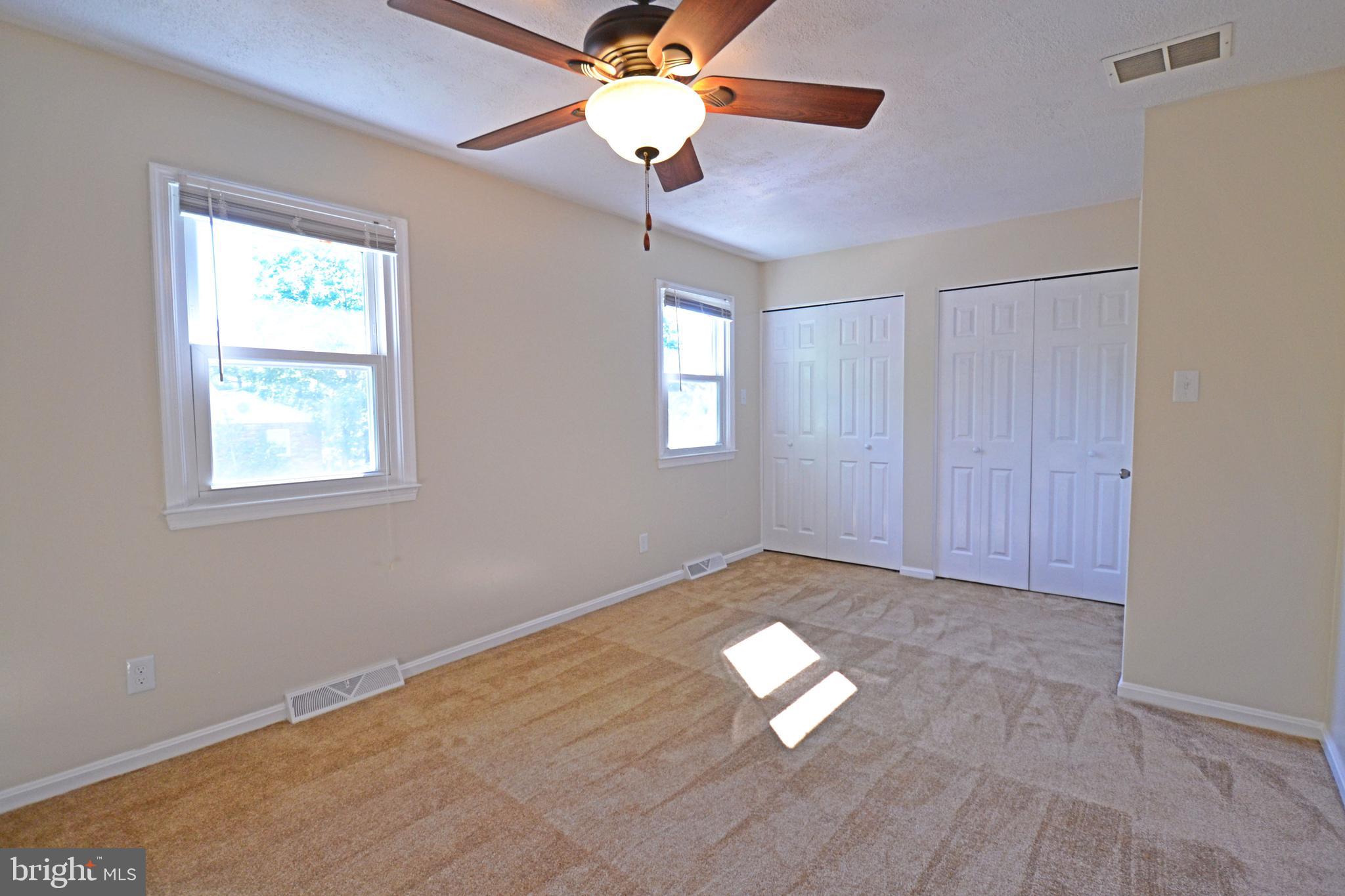 GREENVIEW VILLAGE - Residential Lease