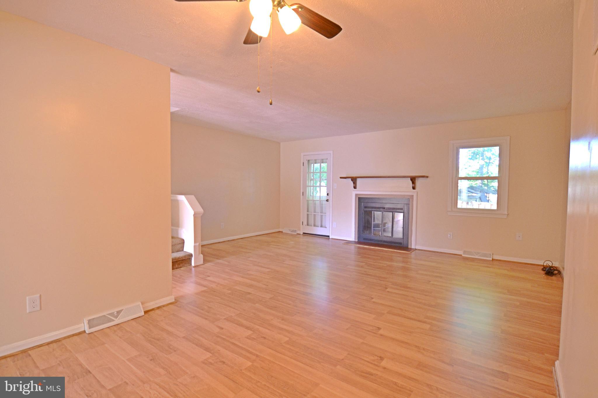 GREENVIEW VILLAGE - Residential Lease